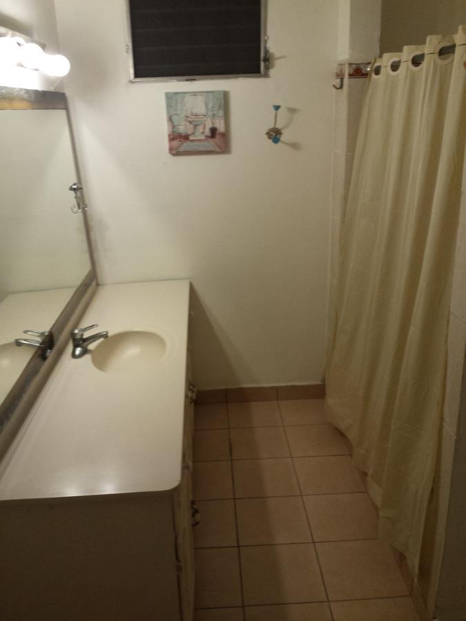 Hostal Aqui Me Quedo San Pedro Sula Ngoại thất bức ảnh